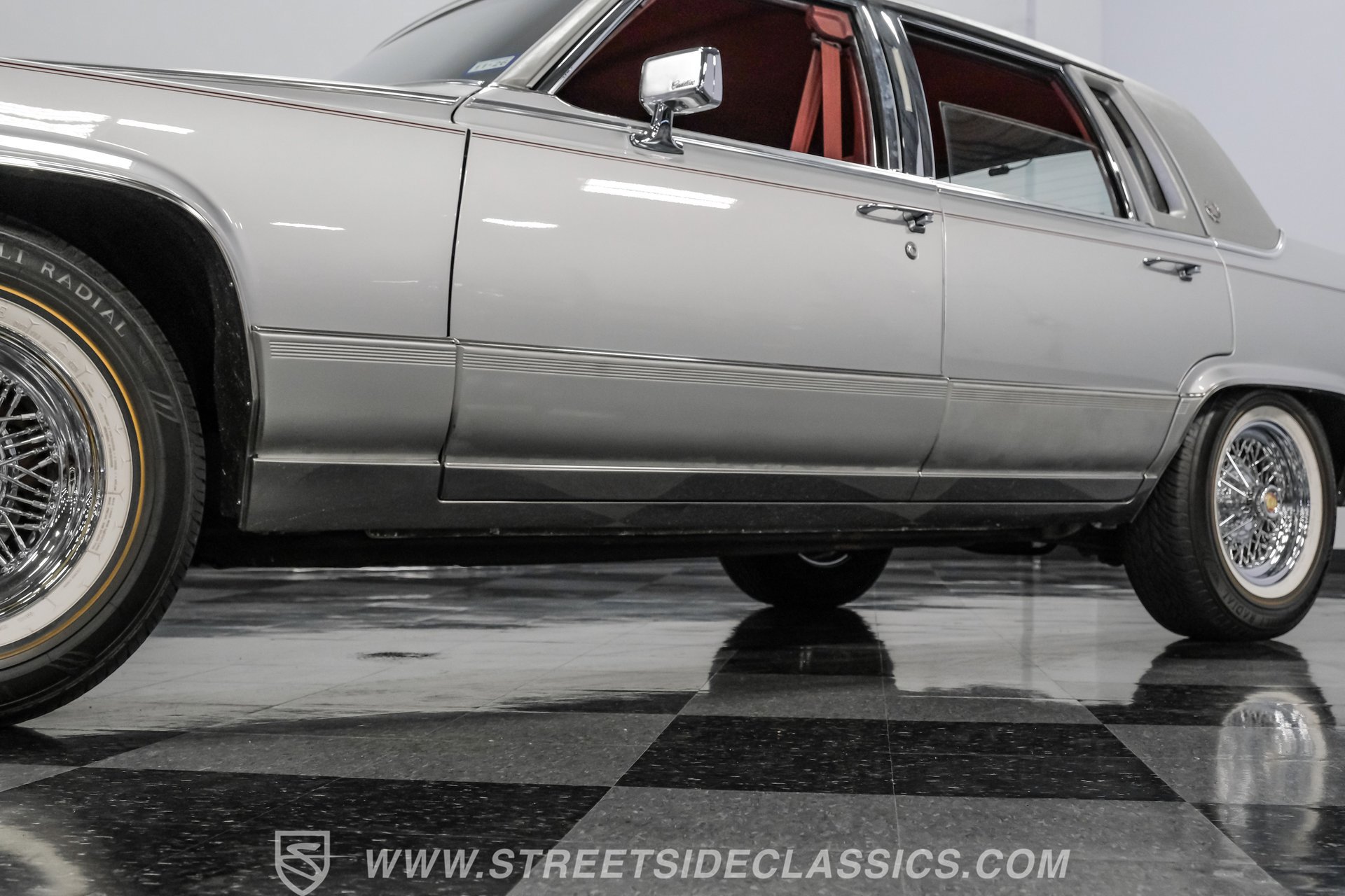 Used 1991 Cadillac Brougham image 21