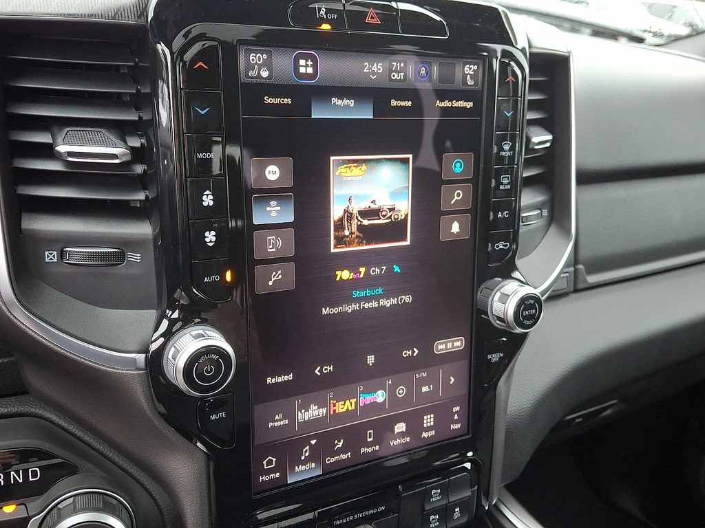 New 2027 RAM 1500 4x4 Crew Cab image 13