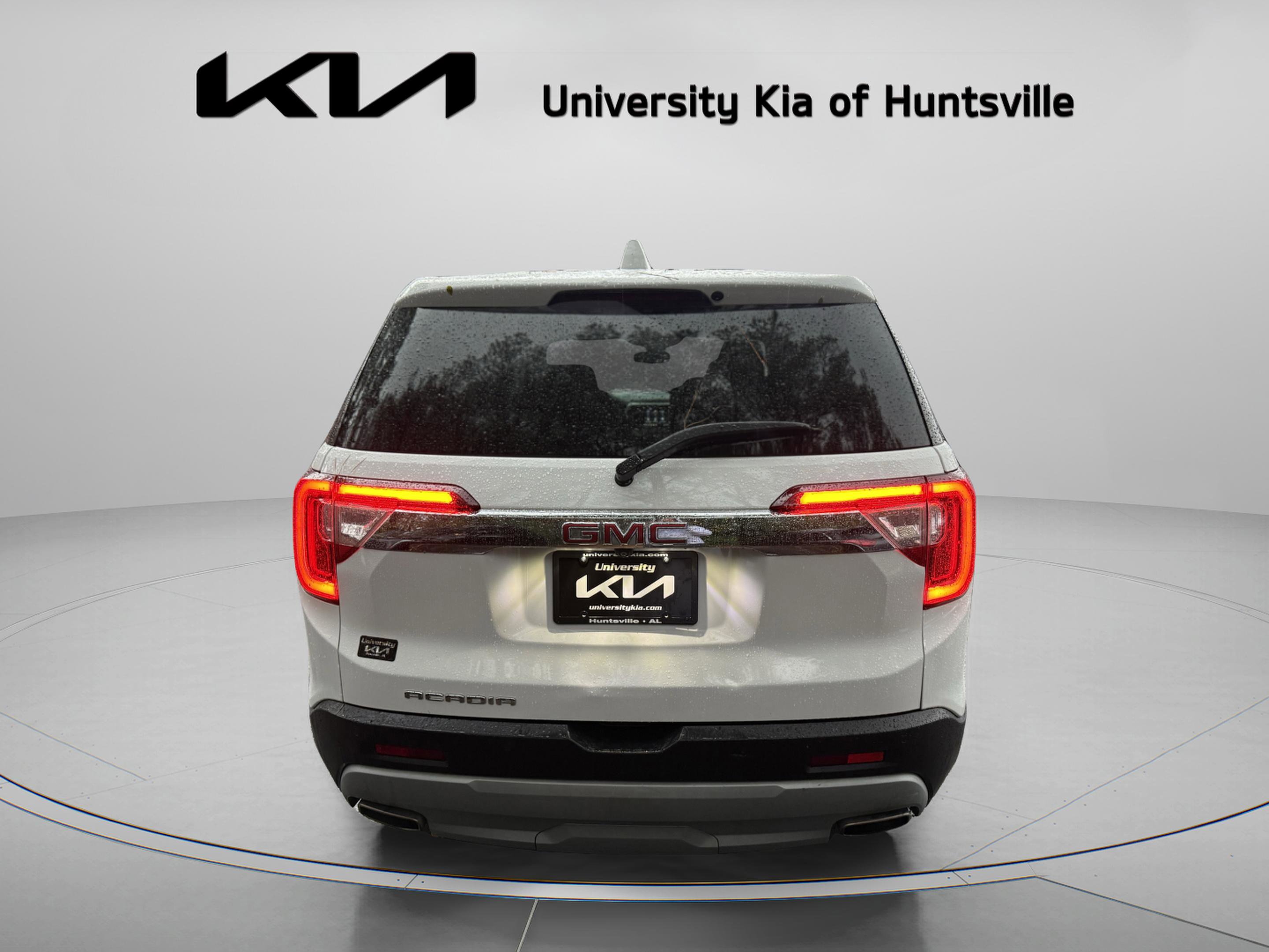 Used 2022 GMC Acadia SLE image 6