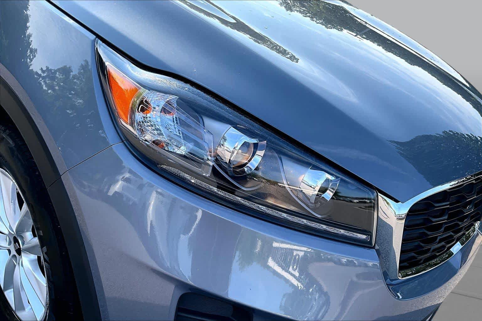 Used 2019 Kia Sorento L FWD image 29