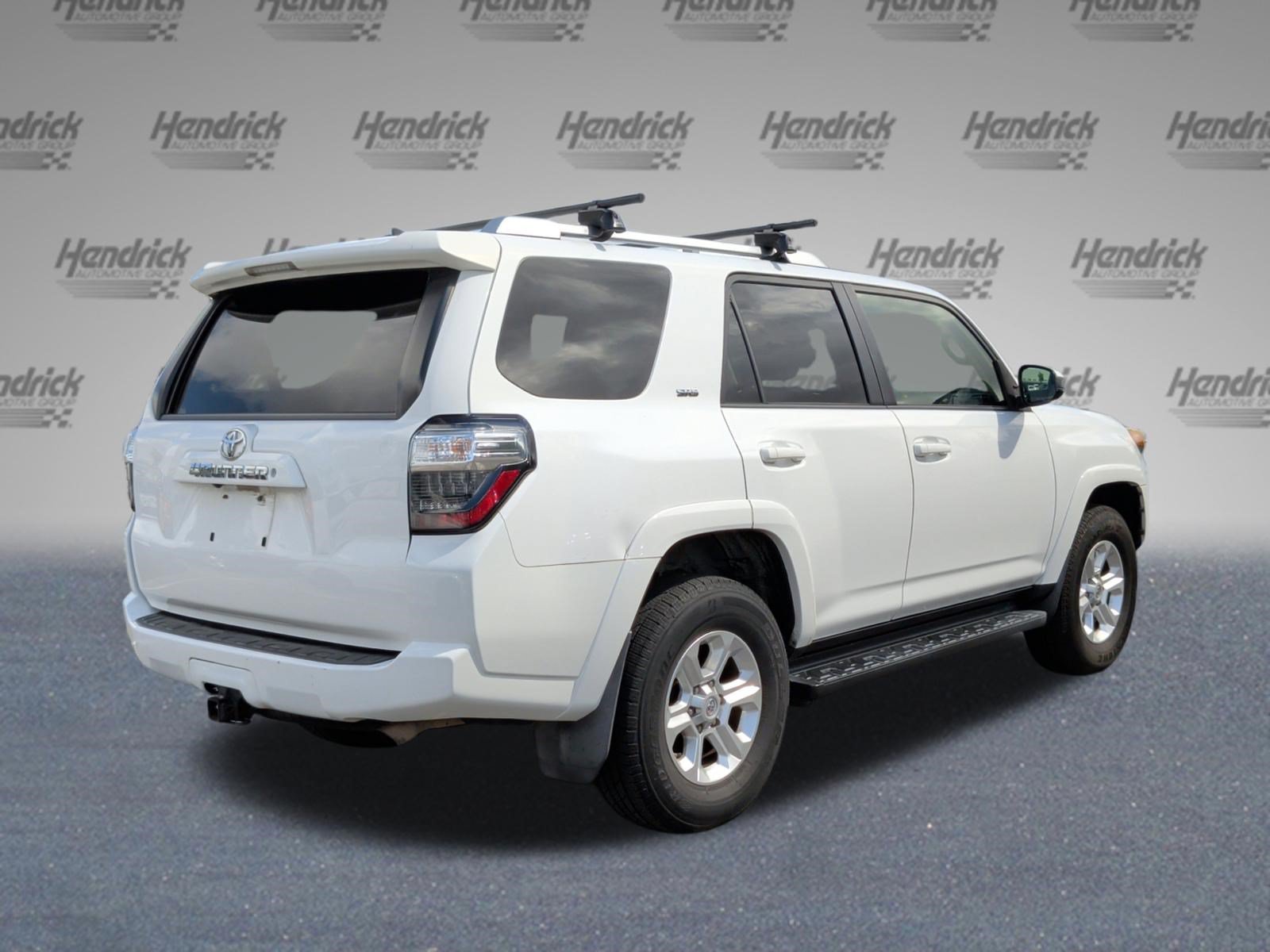 Used 2015 Toyota 4Runner SR5 AWD/4WD image 7