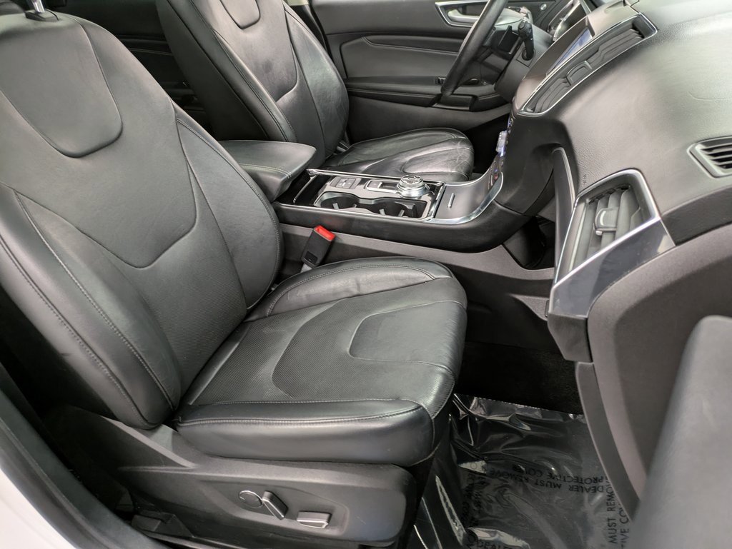 Used 2019 Ford Edge Titanium w/ Equipment Group 301A image 28