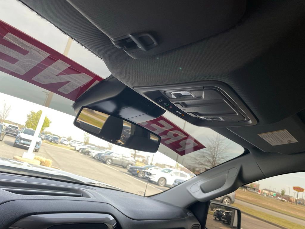 Used 2024 GMC Sierra 1500 Pro w/ Graphite Edition image 19