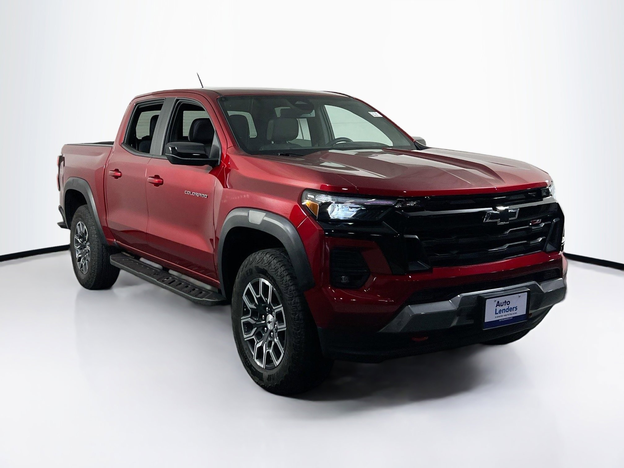 Used 2024 Chevrolet Colorado Z71 w/ Z71 Convenience Package 2 image 3