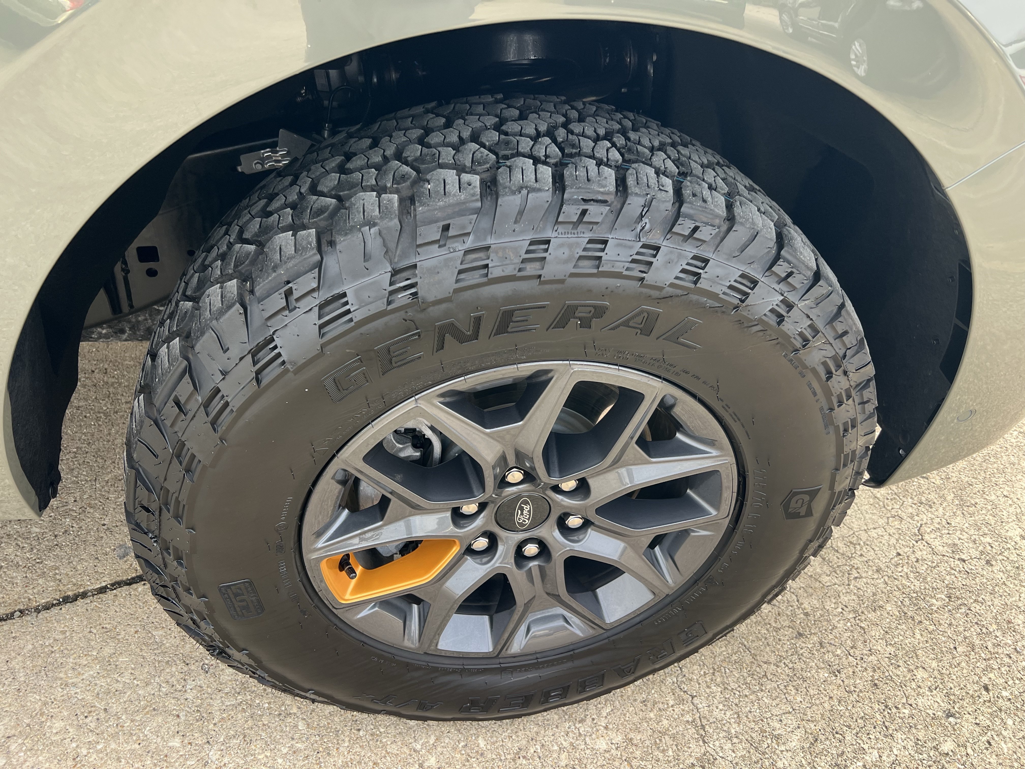 Used 2025 Ford Expedition Tremor AWD/4WD image 2