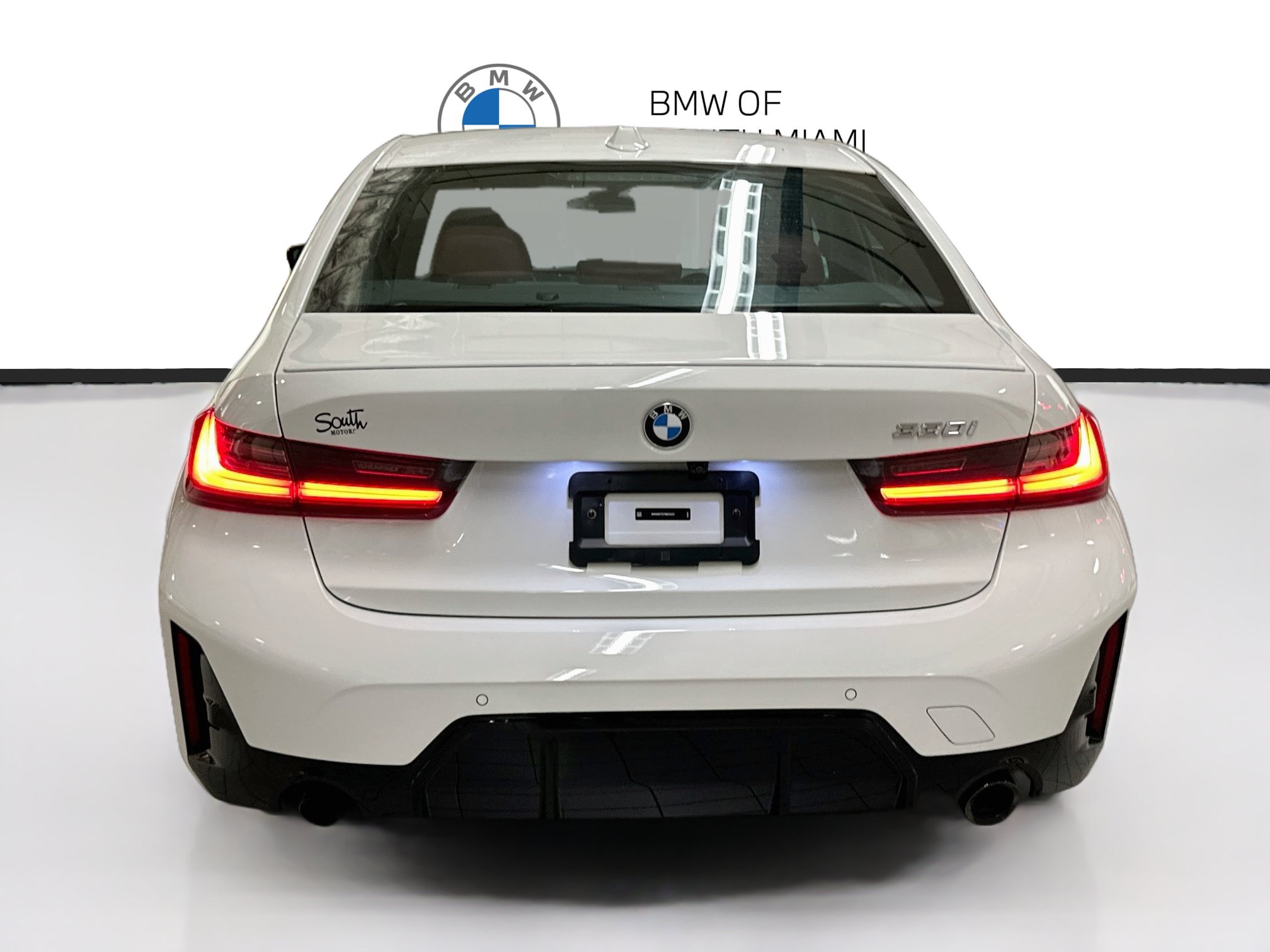 Certified 2024 BMW 330i Sedan w/ M Sport Package RWD image 6