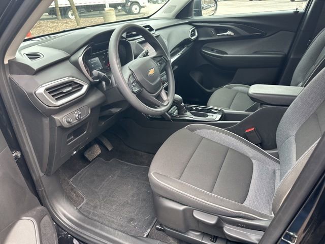 Used 2023 Chevrolet TrailBlazer LS image 10