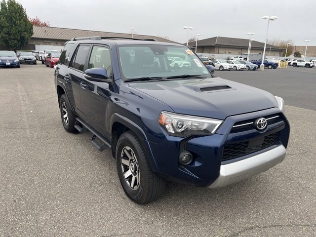 Used 2024 Toyota 4Runner TRD Off-Road Premium image 3