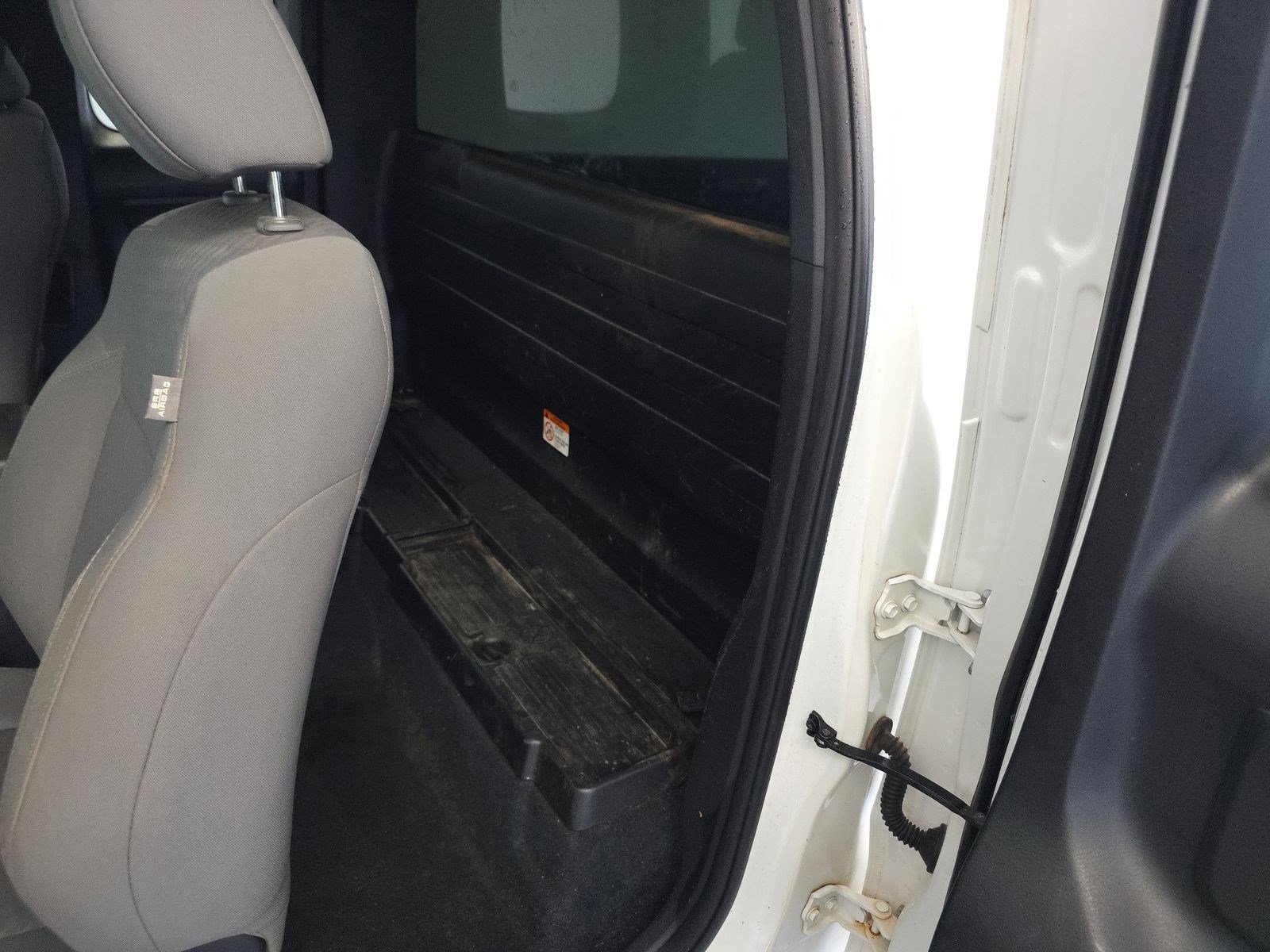 Used 2020 Toyota Tacoma SR AWD/4WD image 11