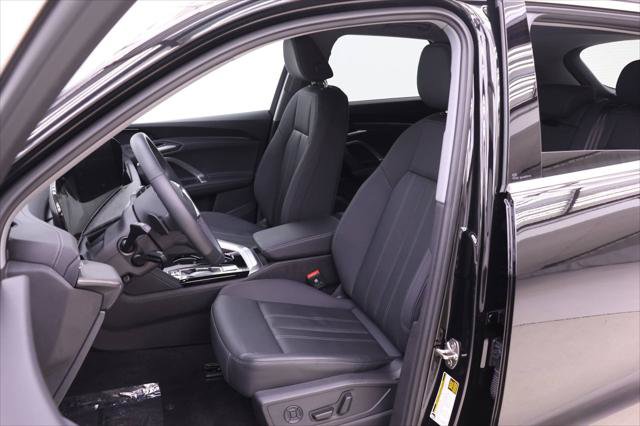 Certified 2025 Audi Q5 Premium w/ Convenience Package image 6