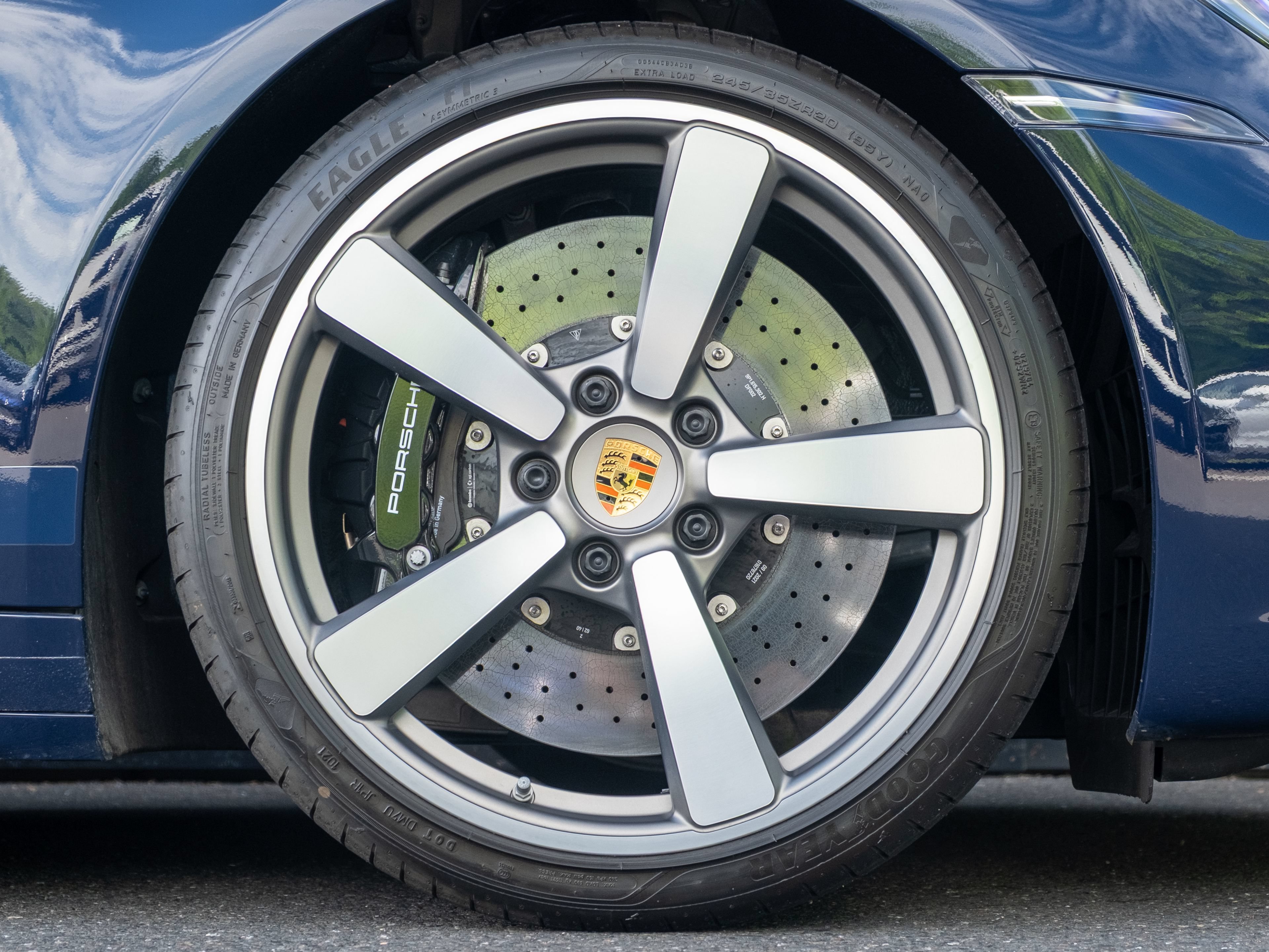 Certified 2021 Porsche 911 AWD/4WD image 15