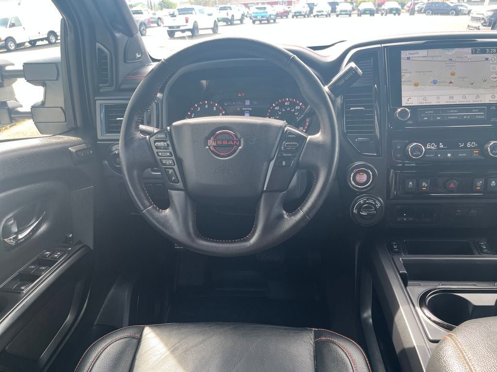 Used 2024 Nissan Titan PRO-4X w/ Pro-4x Convenience Package AWD/4WD image 16