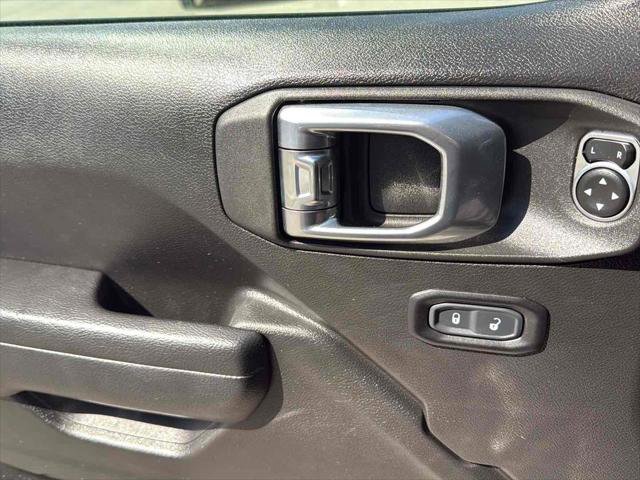 Used 2023 Jeep Wrangler Unlimited Sport image 10