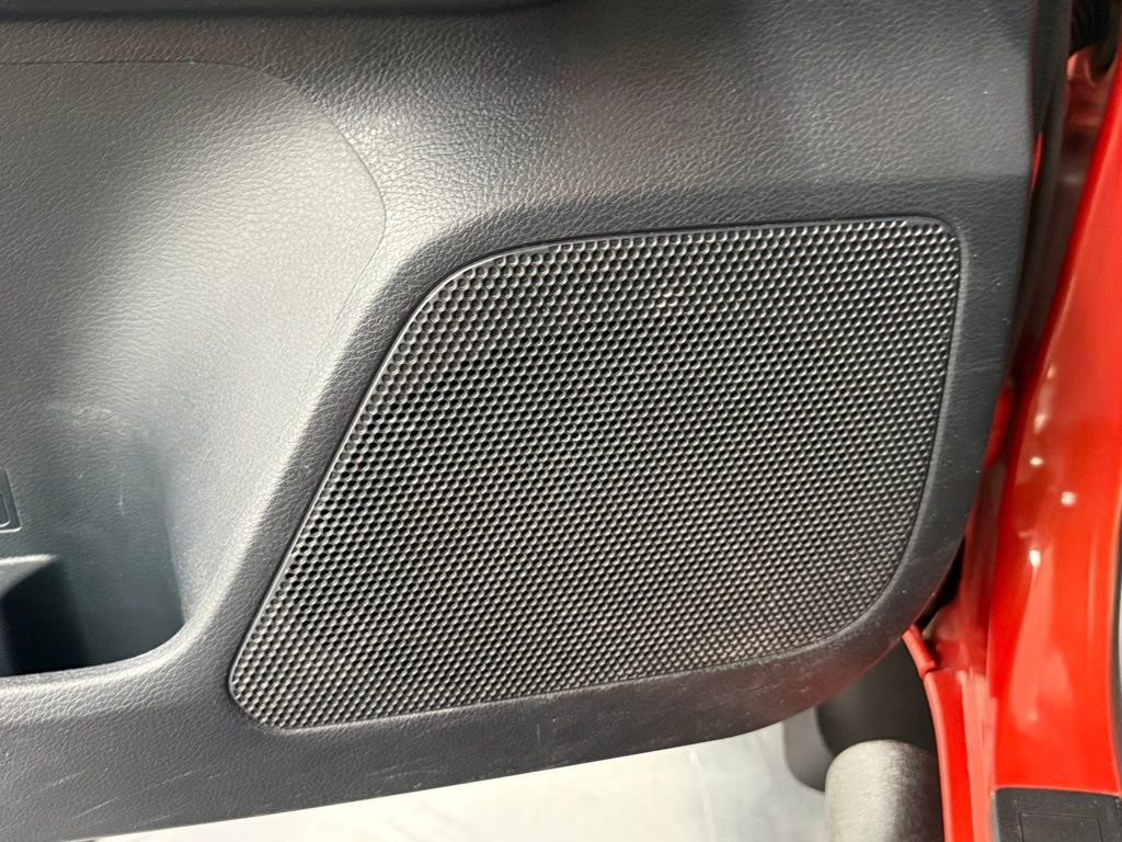Used 2018 Toyota Tacoma TRD Sport image 19