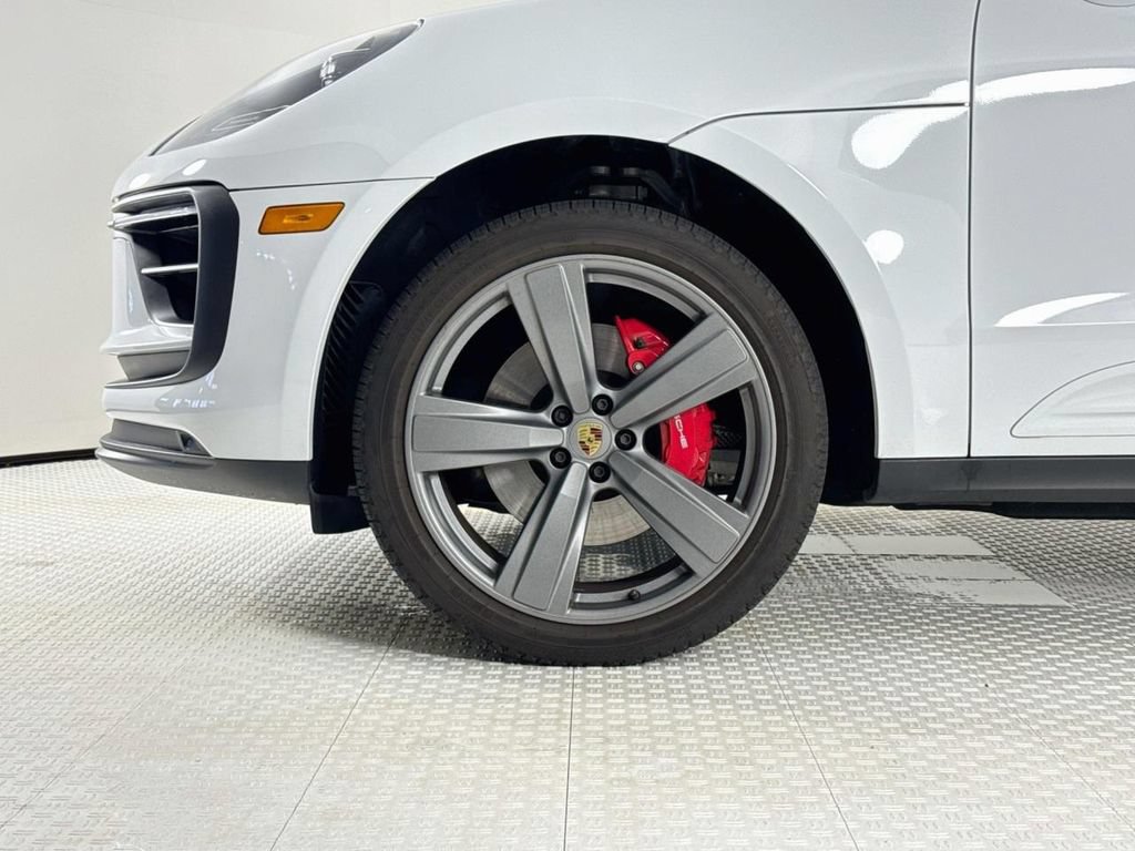 Used 2024 Porsche Macan S AWD/4WD image 31