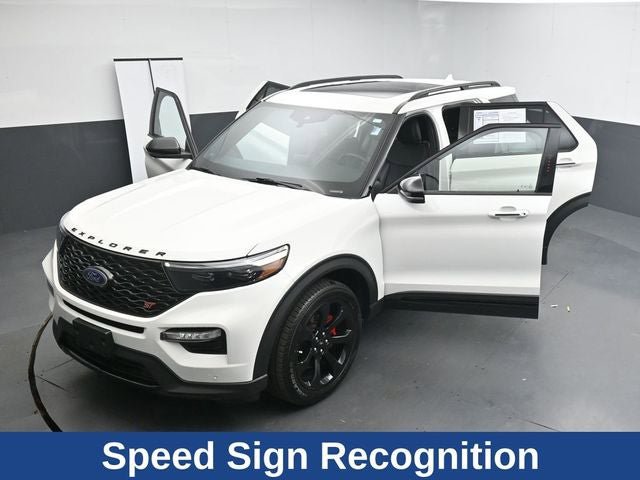 Certified 2022 Ford Explorer ST w/ Equipment Group 401A AWD/4WD image 35