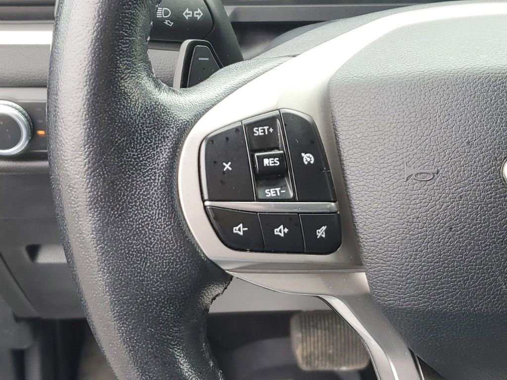 Used 2020 Ford Explorer XLT w/ Comfort Package image 13