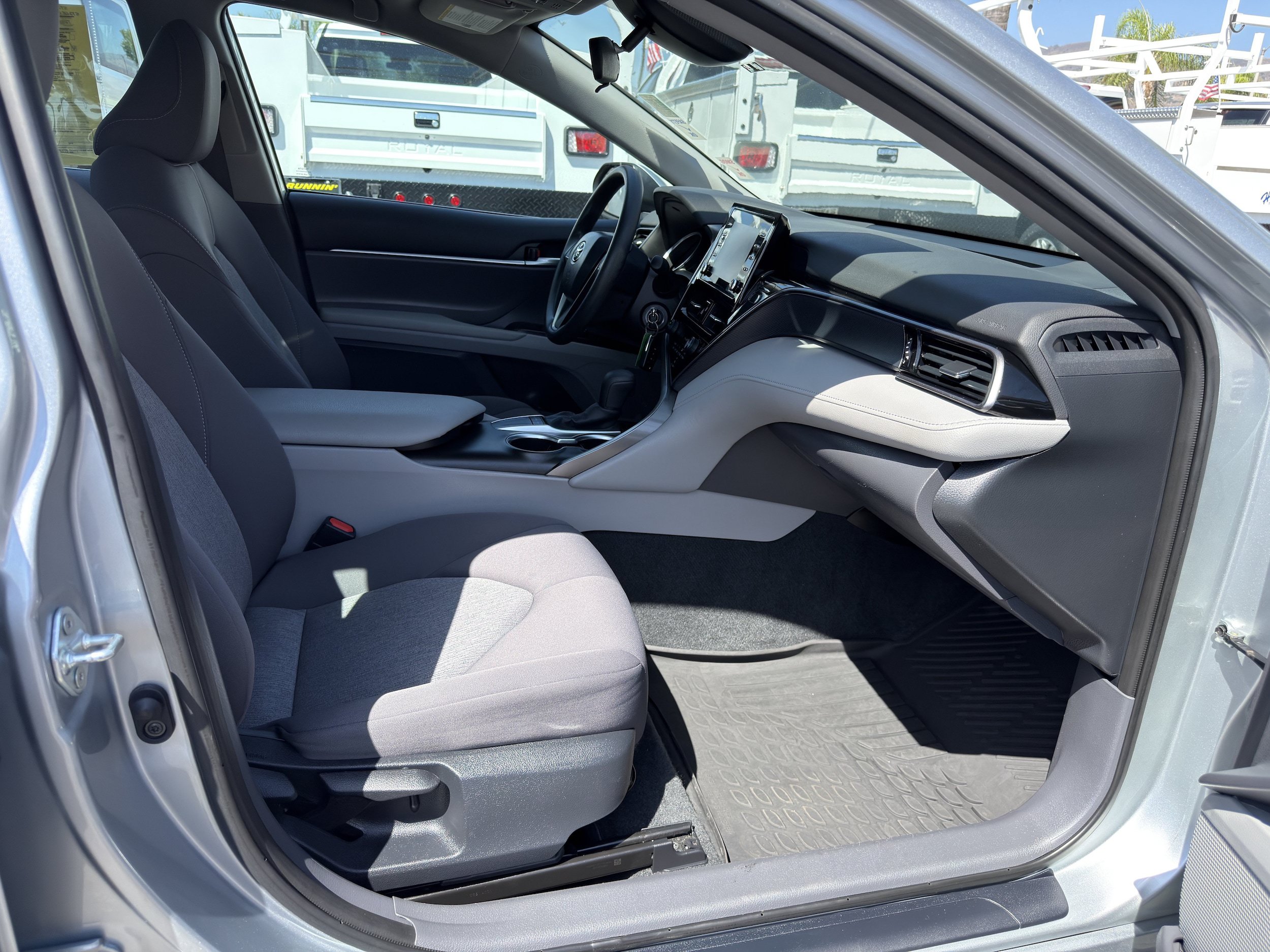Used 2024 Toyota Camry LE FWD image 10