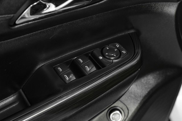 Used 2023 GMC Acadia SLT image 41