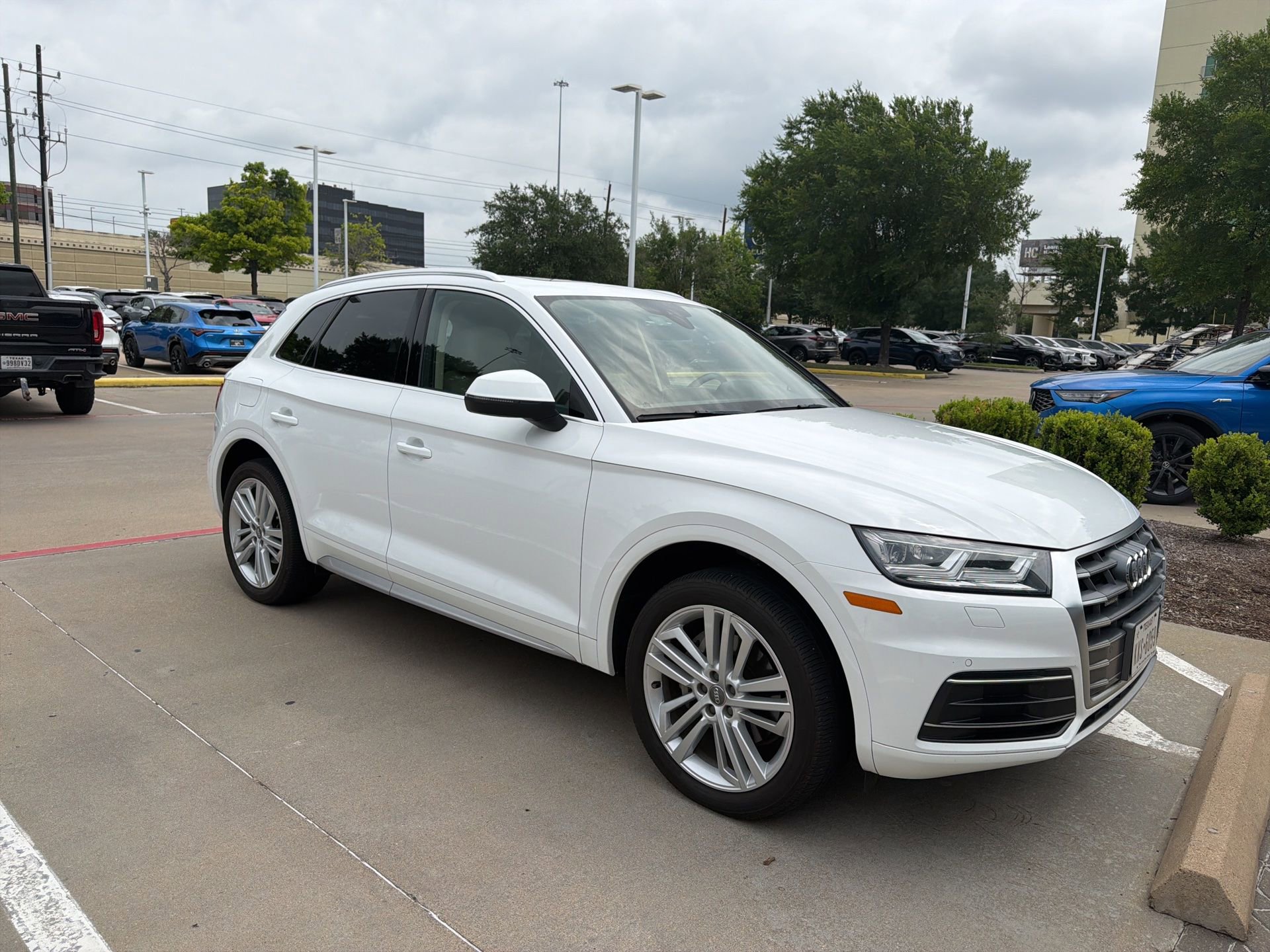 Used 2018 Audi Q5 2.0T Premium Plus AWD/4WD image 3