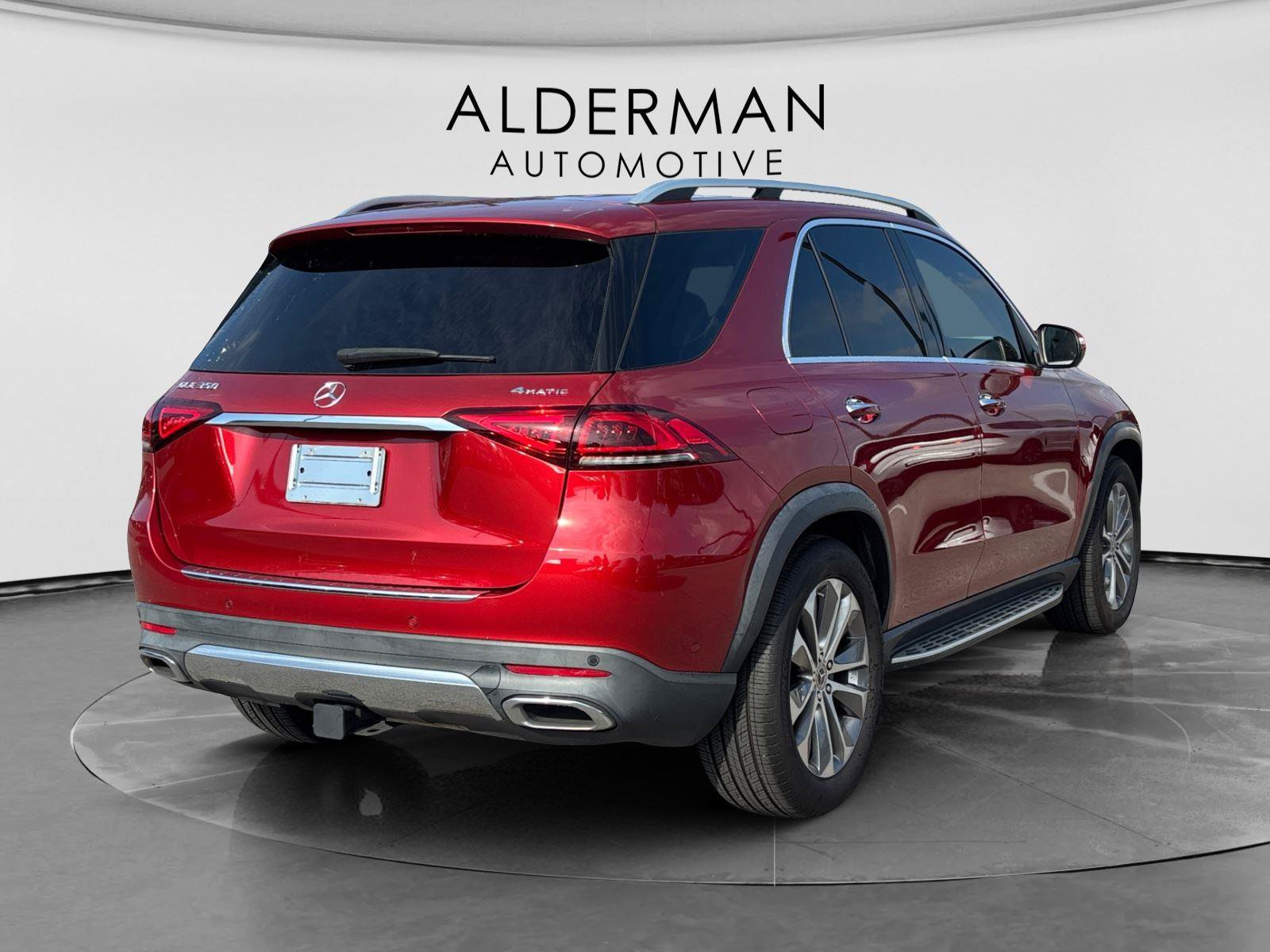 Used 2020 Mercedes-Benz GLE 350 4MATIC w/ Premium Package image 5