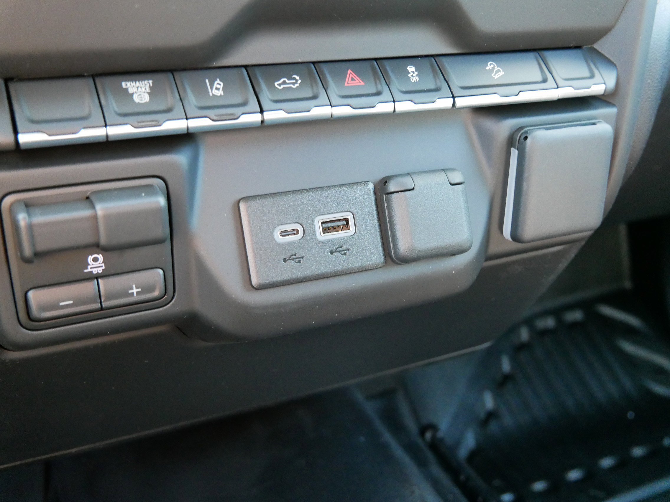 New 2026 GMC Sierra 2500 Pro w/ Convenience Package image 20