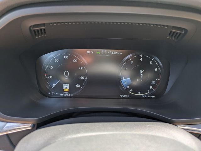 Used 2018 Volvo XC60 T5 Momentum w/ Advanced Package image 19