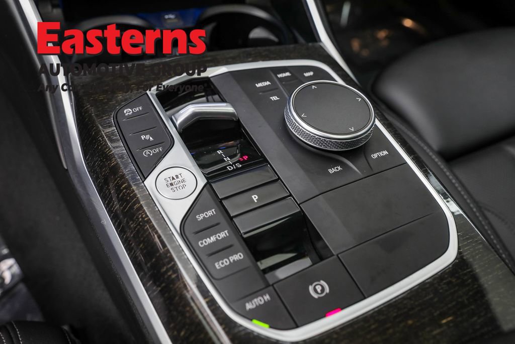 Used 2023 BMW 330i Sedan w/ M Sport Package RWD image 13
