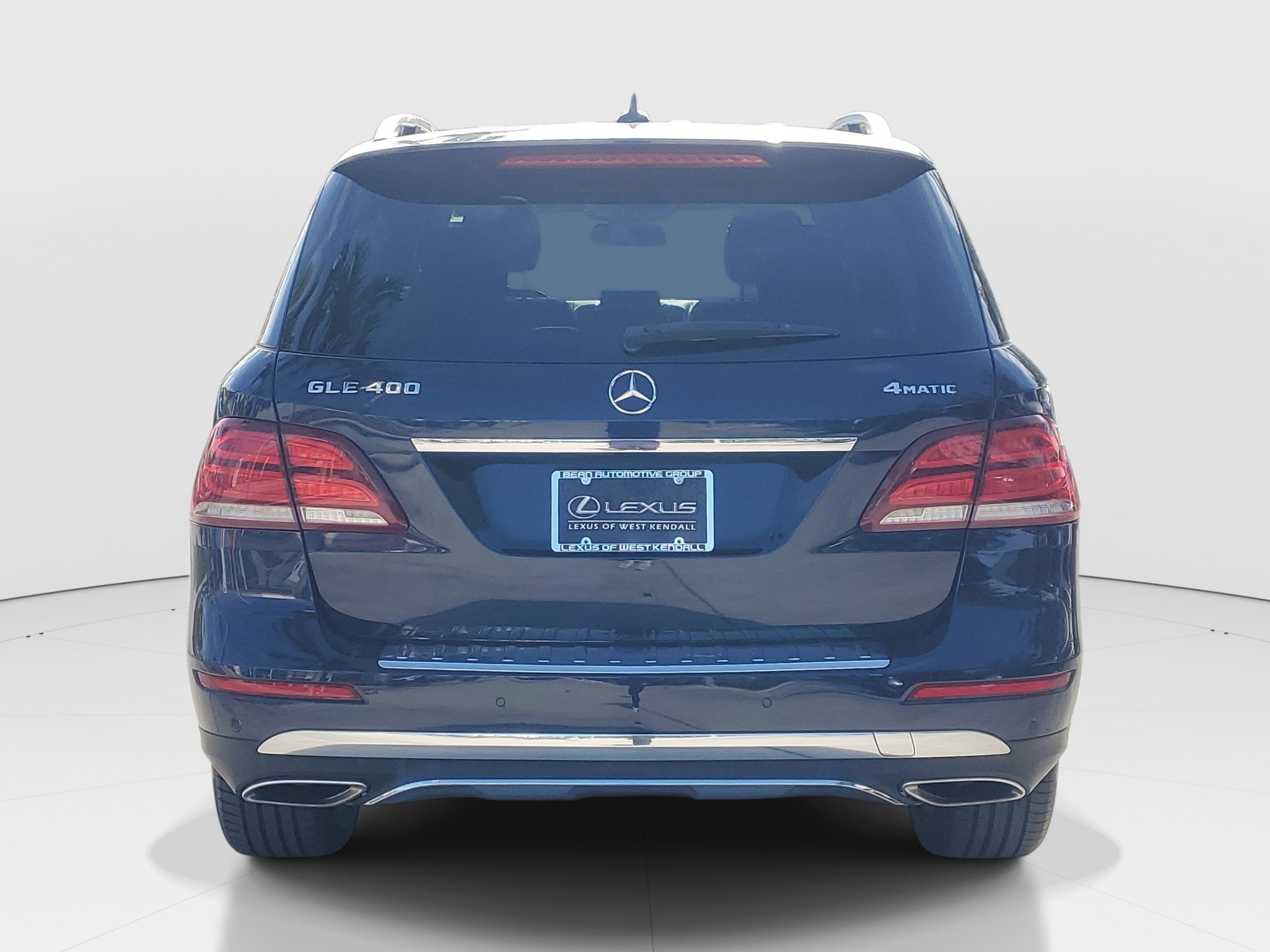 Used 2019 Mercedes-Benz GLE 400 4MATIC image 4