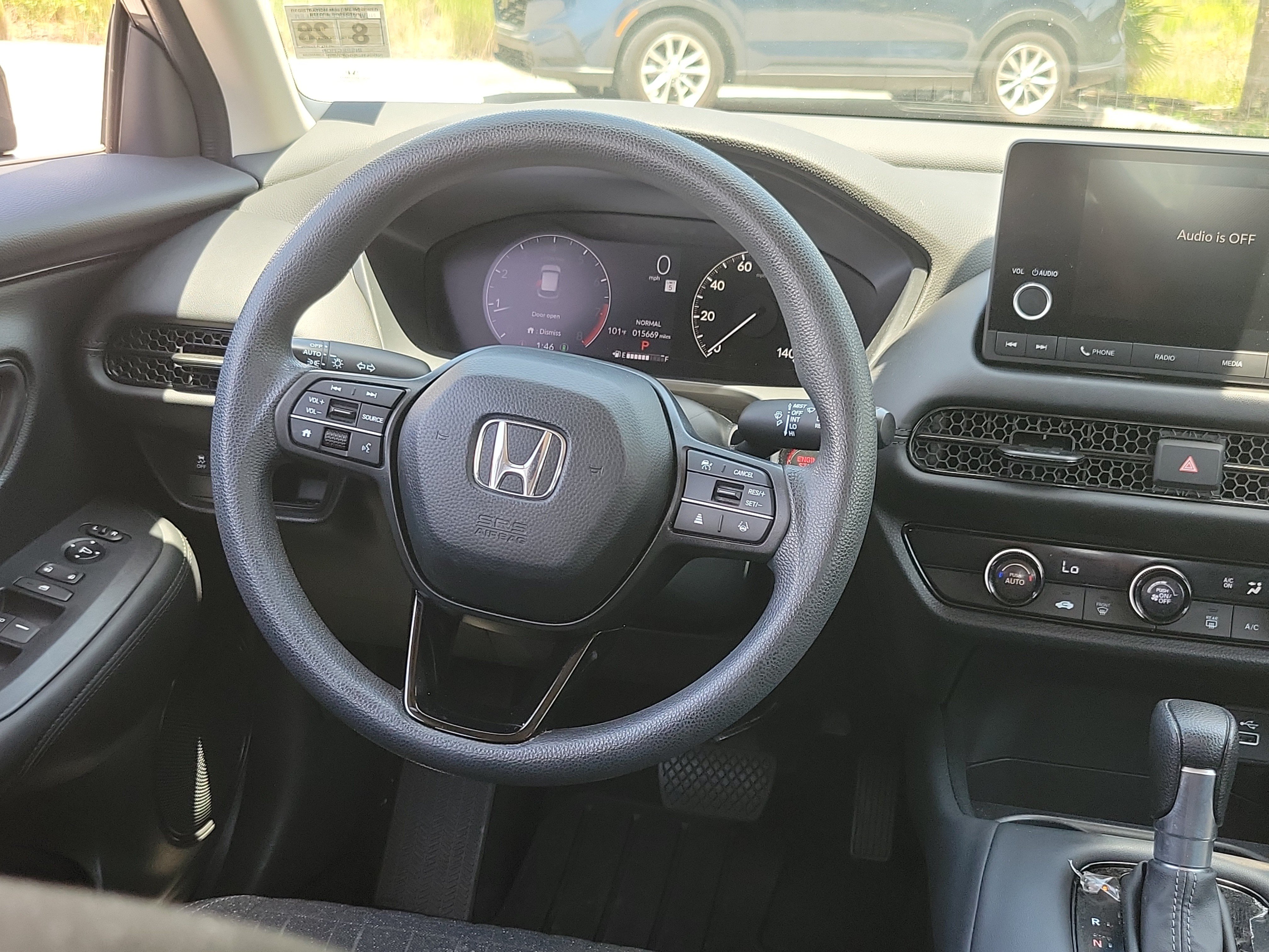 Used 2024 Honda HR-V LX image 17
