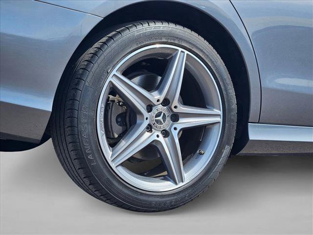 Used 2020 Mercedes-Benz E 350 4MATIC Sedan image 28