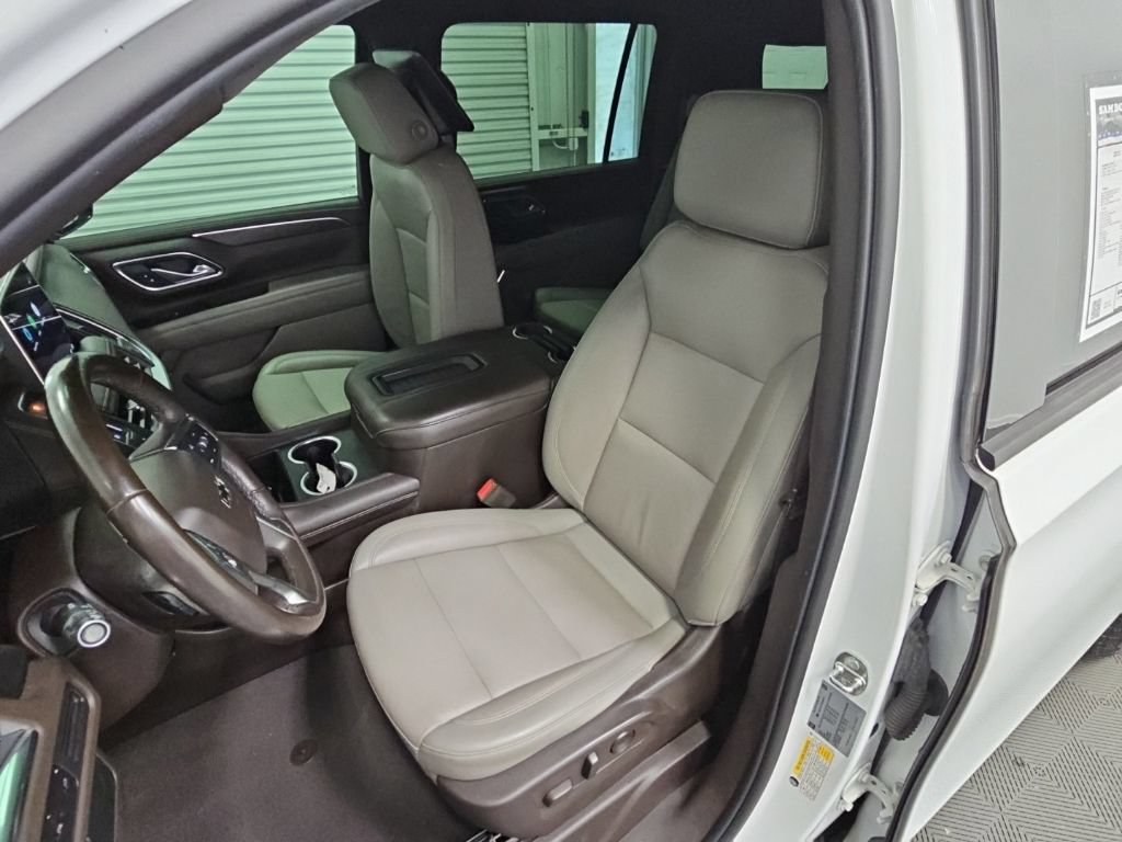 Used 2021 Chevrolet Suburban Z71 w/ Rear Media and Nav Package AWD/4WD image 30