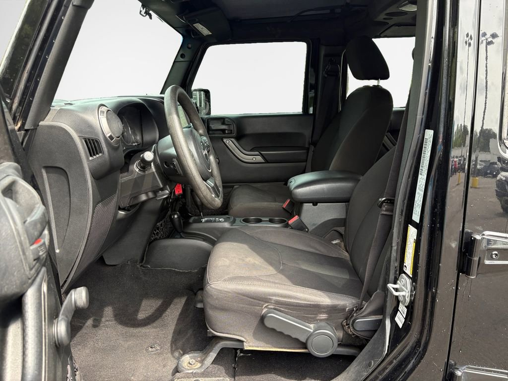 Used 2016 Jeep Wrangler Unlimited Sport image 12