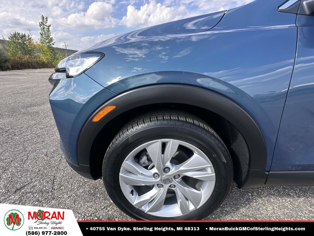 Certified 2024 Buick Encore GX Preferred FWD image 31