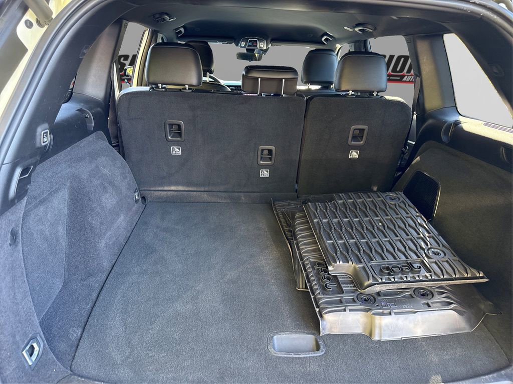 Used 2023 Jeep Grand Cherokee Trailhawk w/ Luxury Tech Group III image 11