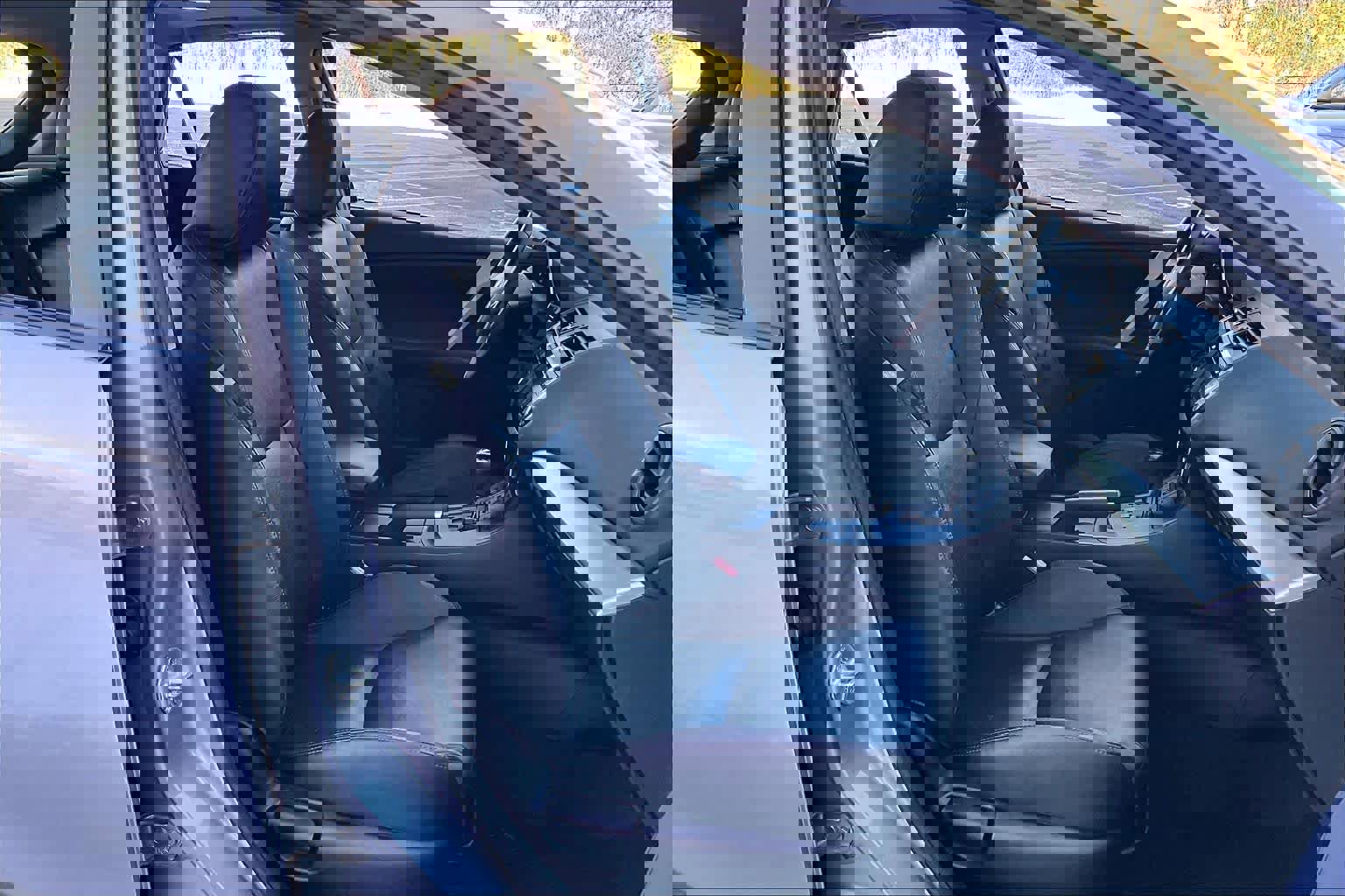 Used 2013 MAZDA MAZDA3 i Grand Touring image 7