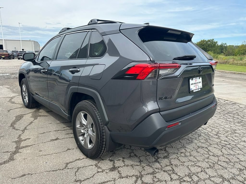 Used 2024 Toyota RAV4 XLE w/ Convenience Package FWD image 7