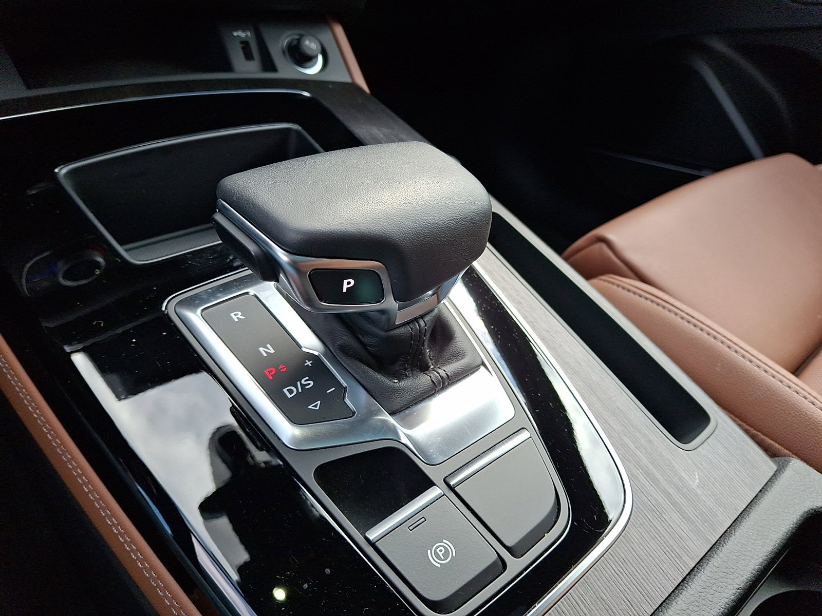 Used 2025 Audi Q5 2.0T Premium Plus image 16