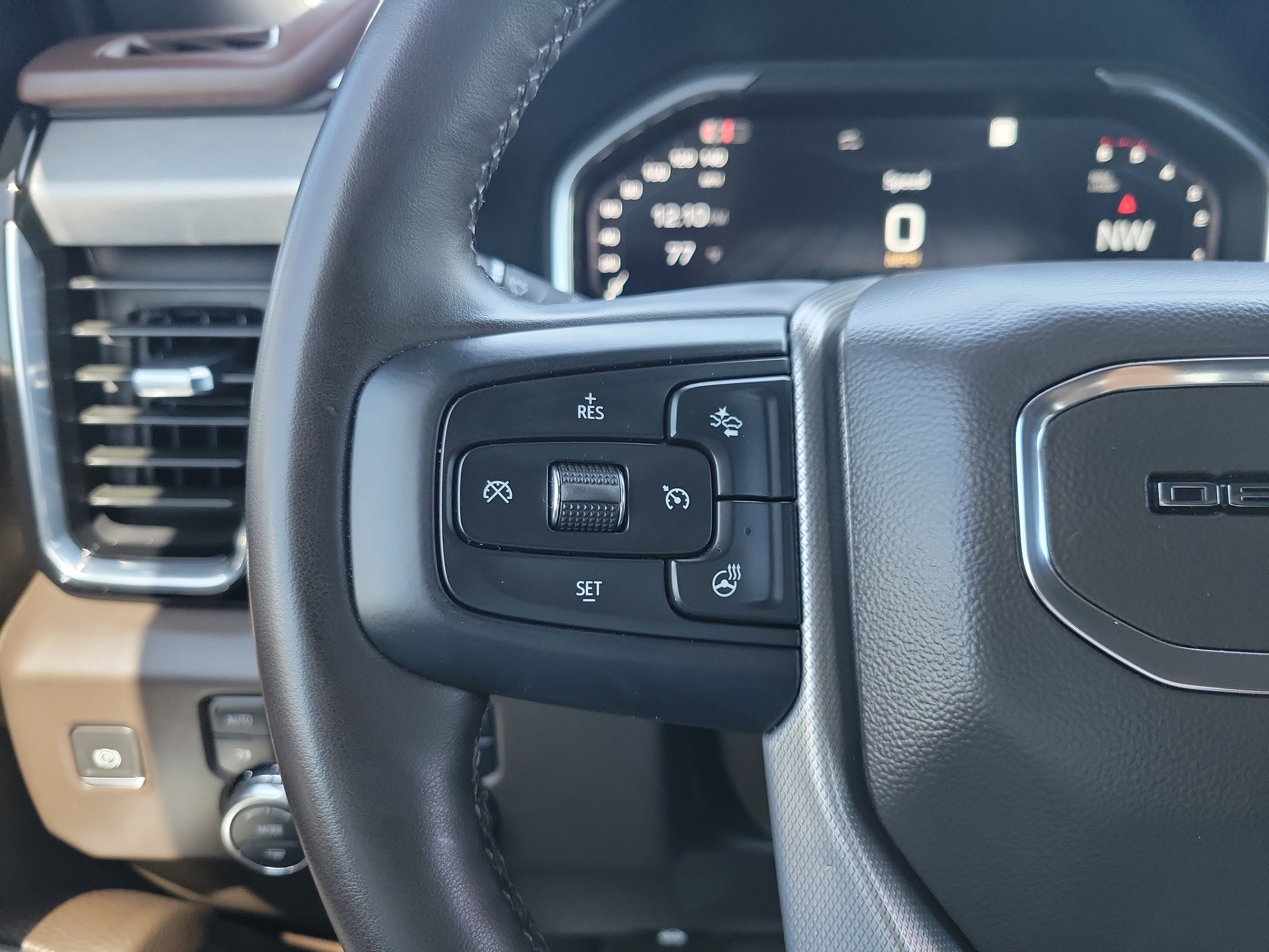 Certified 2024 GMC Sierra 2500 Denali w/ Denali Reserve Package image 31