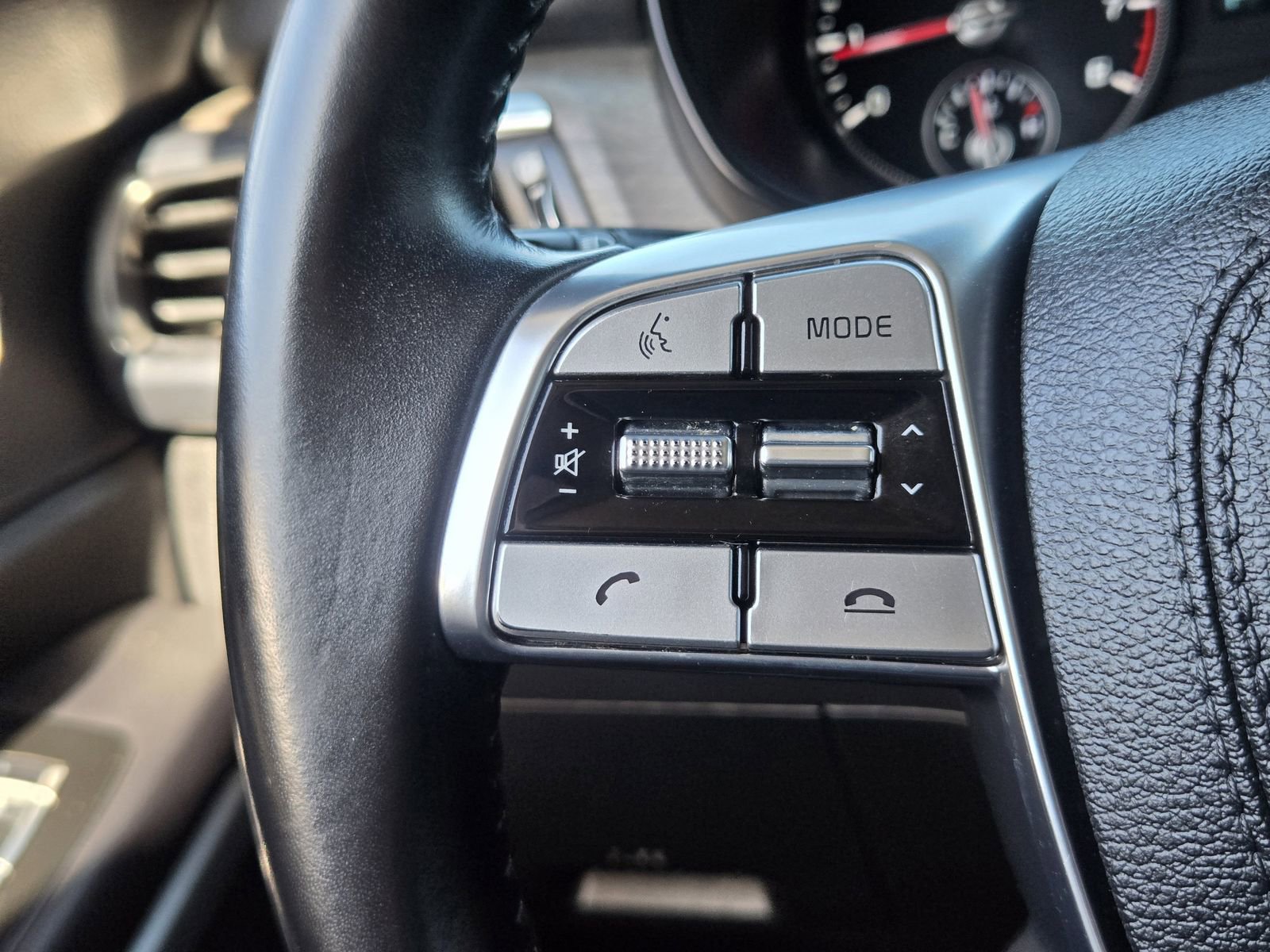 Used 2022 Kia Telluride EX w/ EX Premium Package FWD image 25