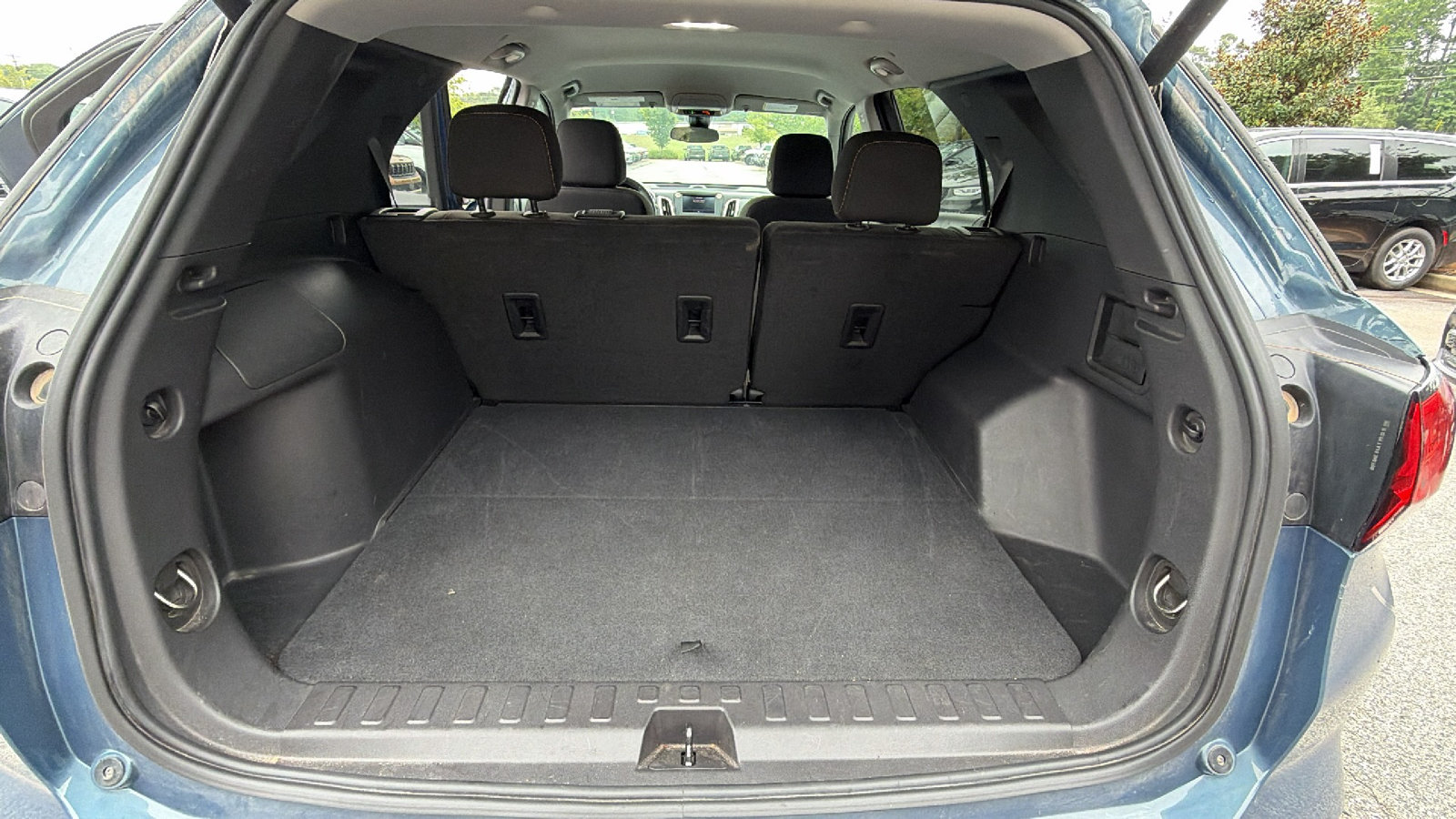 Used 2024 Chevrolet Equinox LT AWD/4WD image 13