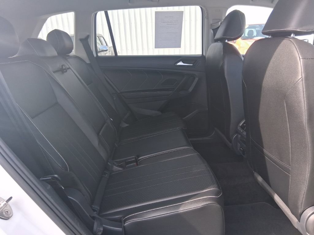 Used 2023 Volkswagen Tiguan SE image 14