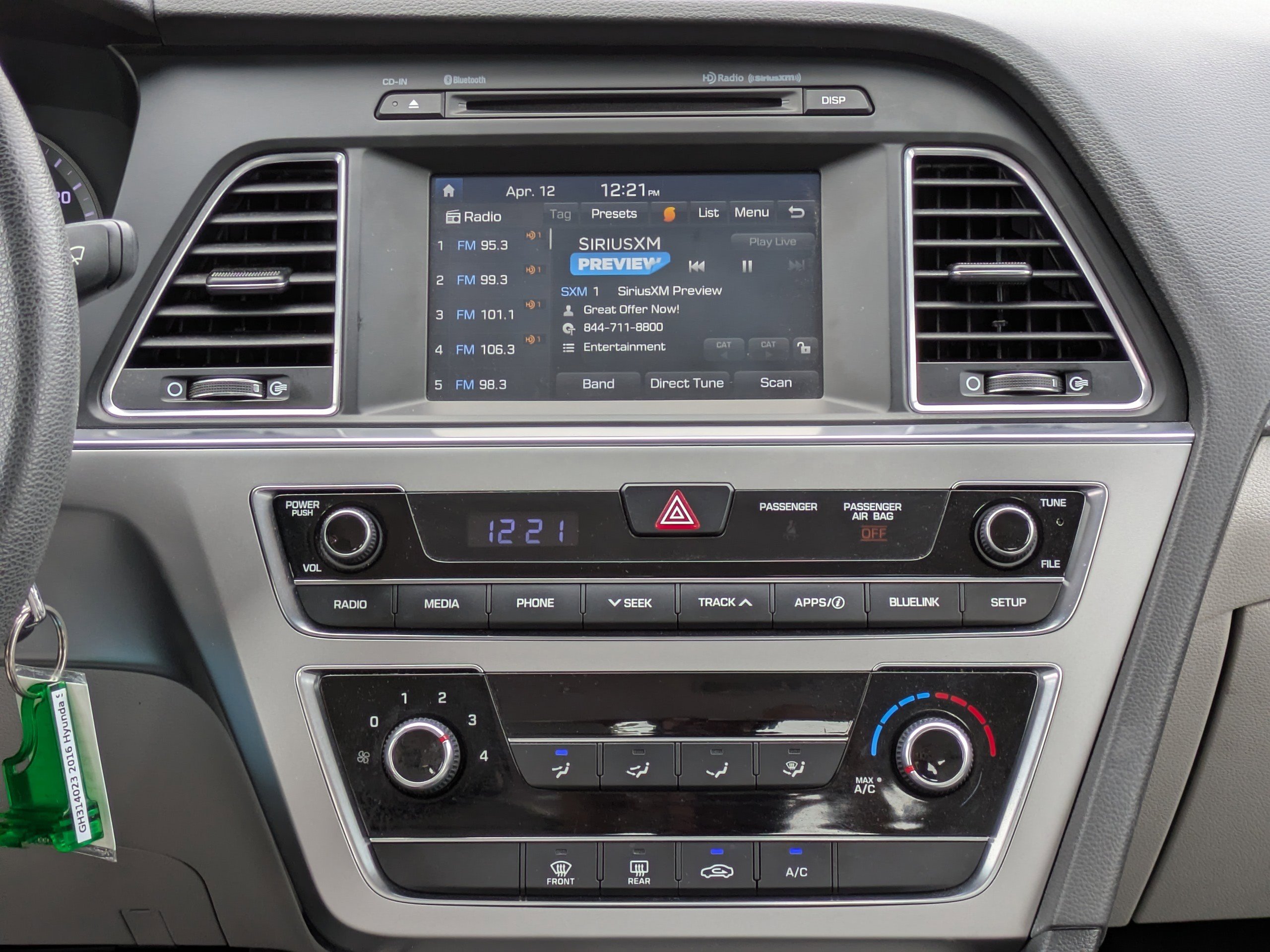 Used 2016 Hyundai Sonata SE w/ Cargo Package image 13