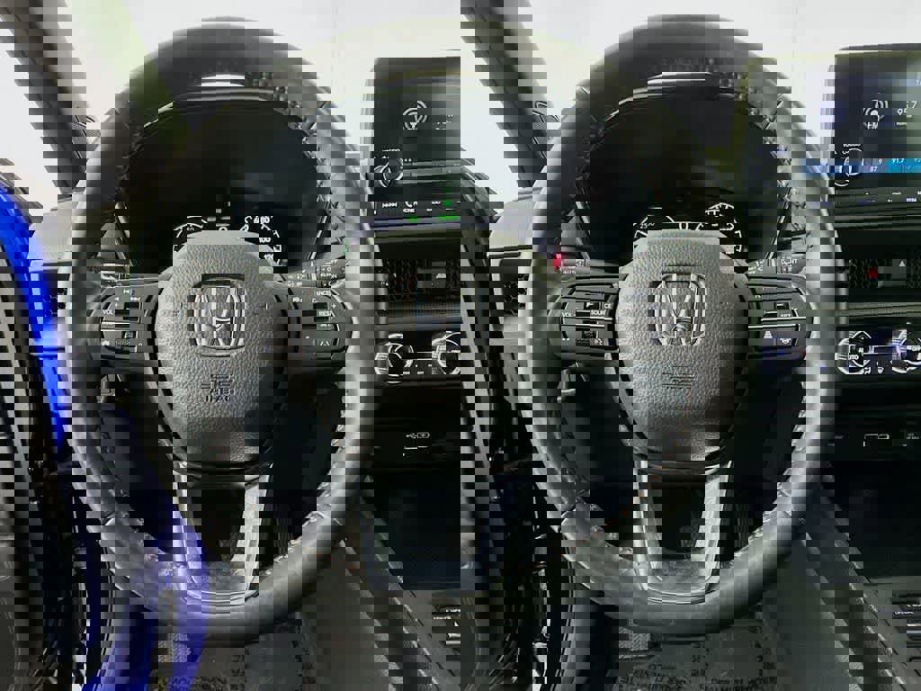 Used 2023 Honda CR-V Sport image 16