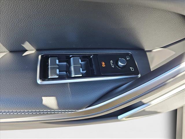 New 2026 Jaguar F-PACE R-Dynamic S AWD/4WD image 25