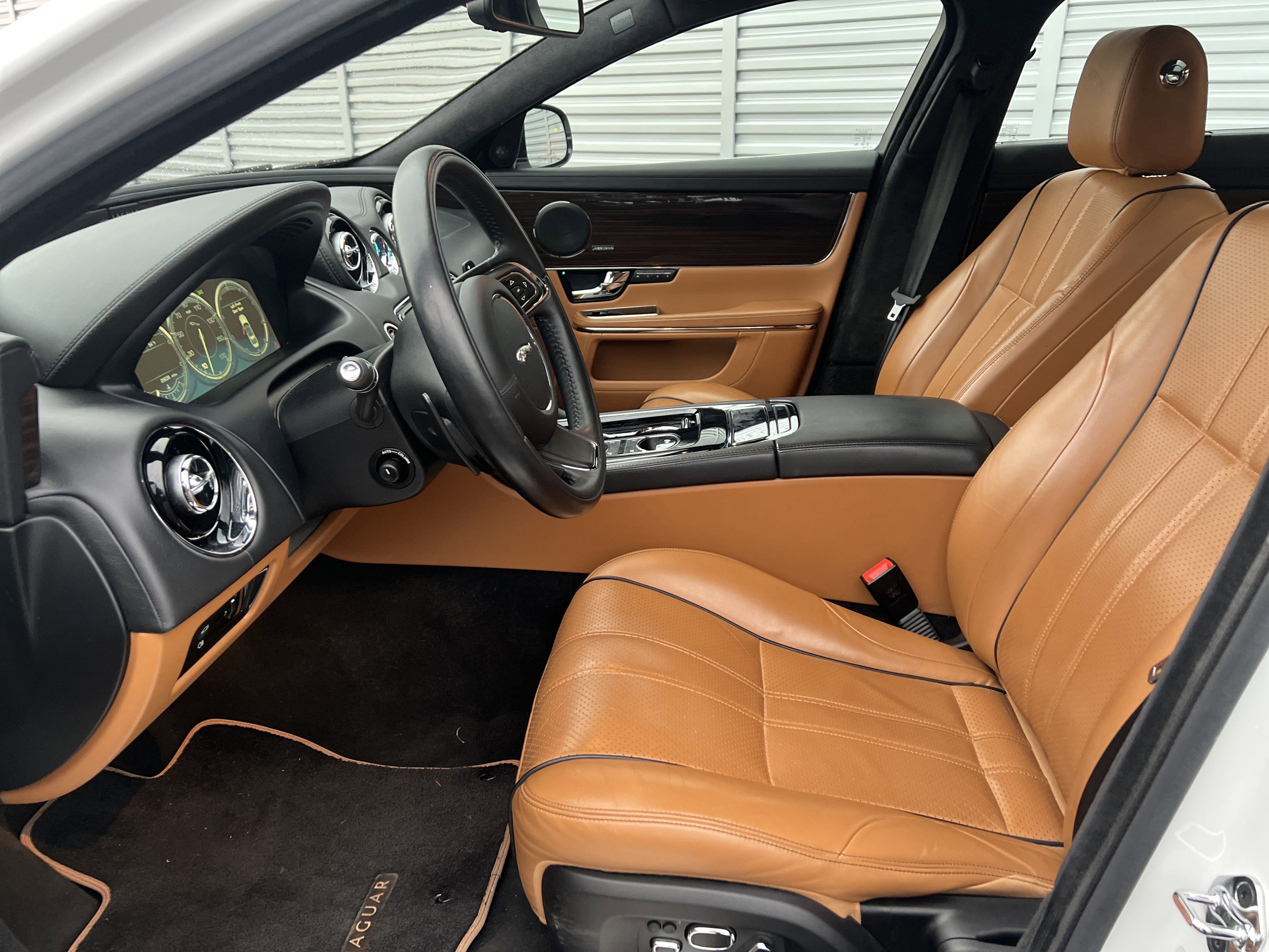 Used 2013 Jaguar XJ L Portfolio image 10