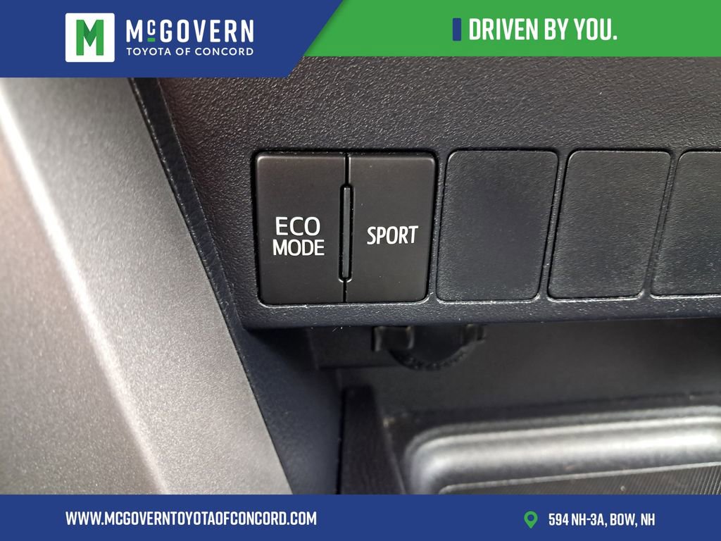 Used 2016 Toyota RAV4 XLE w/ Protection Package AWD/4WD image 25