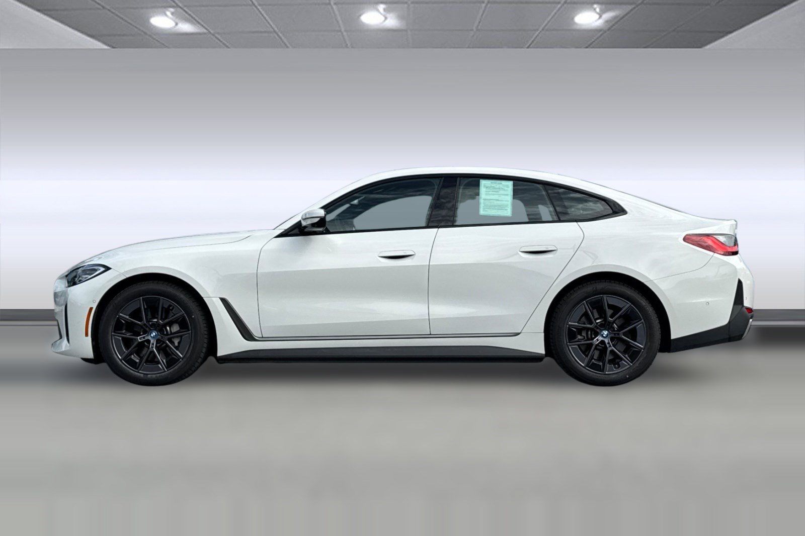 Certified 2023 BMW i4 eDrive40 w/ Premium Package RWD image 2