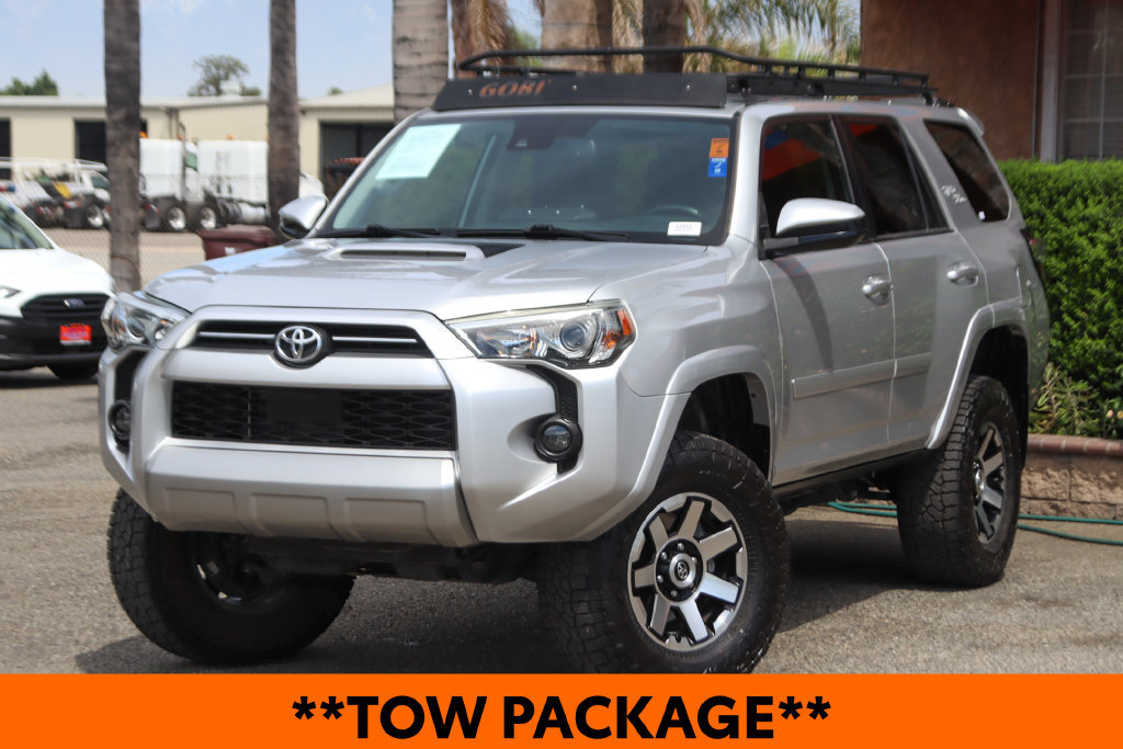 Used 2020 Toyota 4Runner TRD Off-Road AWD/4WD image 4