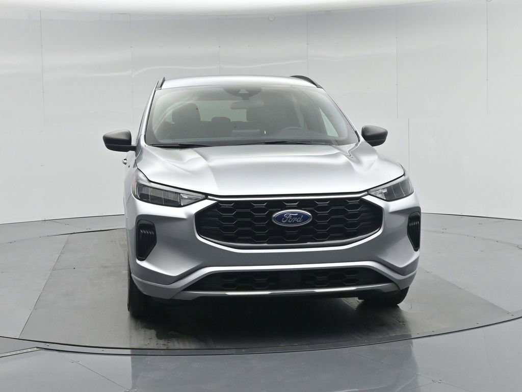 Certified 2024 Ford Escape ST-Line w/ Cold Weather Package image 31